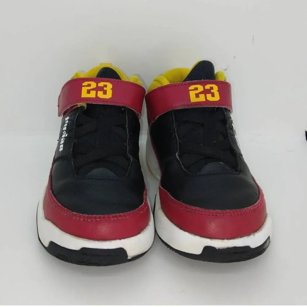 NIKE AIR JORDAN Max Aura 3 PS Boys Black/Red/Gold Sneakers - Size: 11C